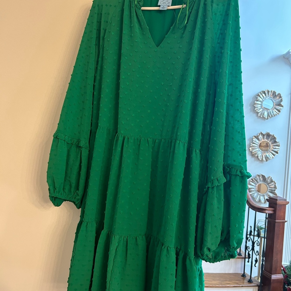 Cece babydoll silhouette clip dot dress - Picture 5 of 7